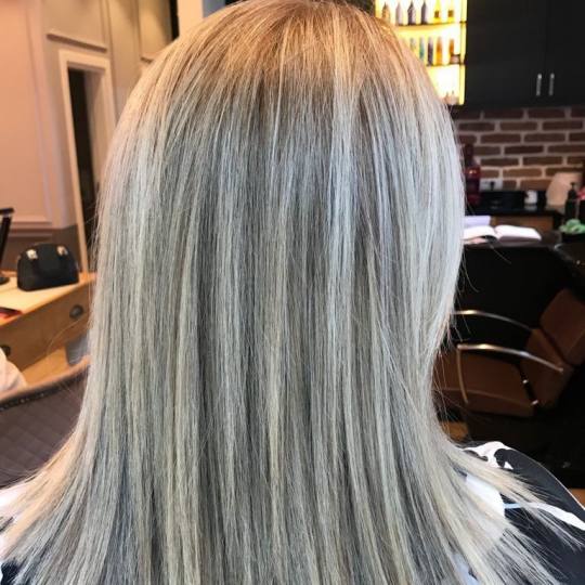 Bibi beauty centar #beograd Pramenovi Pramenovi na foliju u 1 / 2 boje / blanšem + preliv - kosa sr
