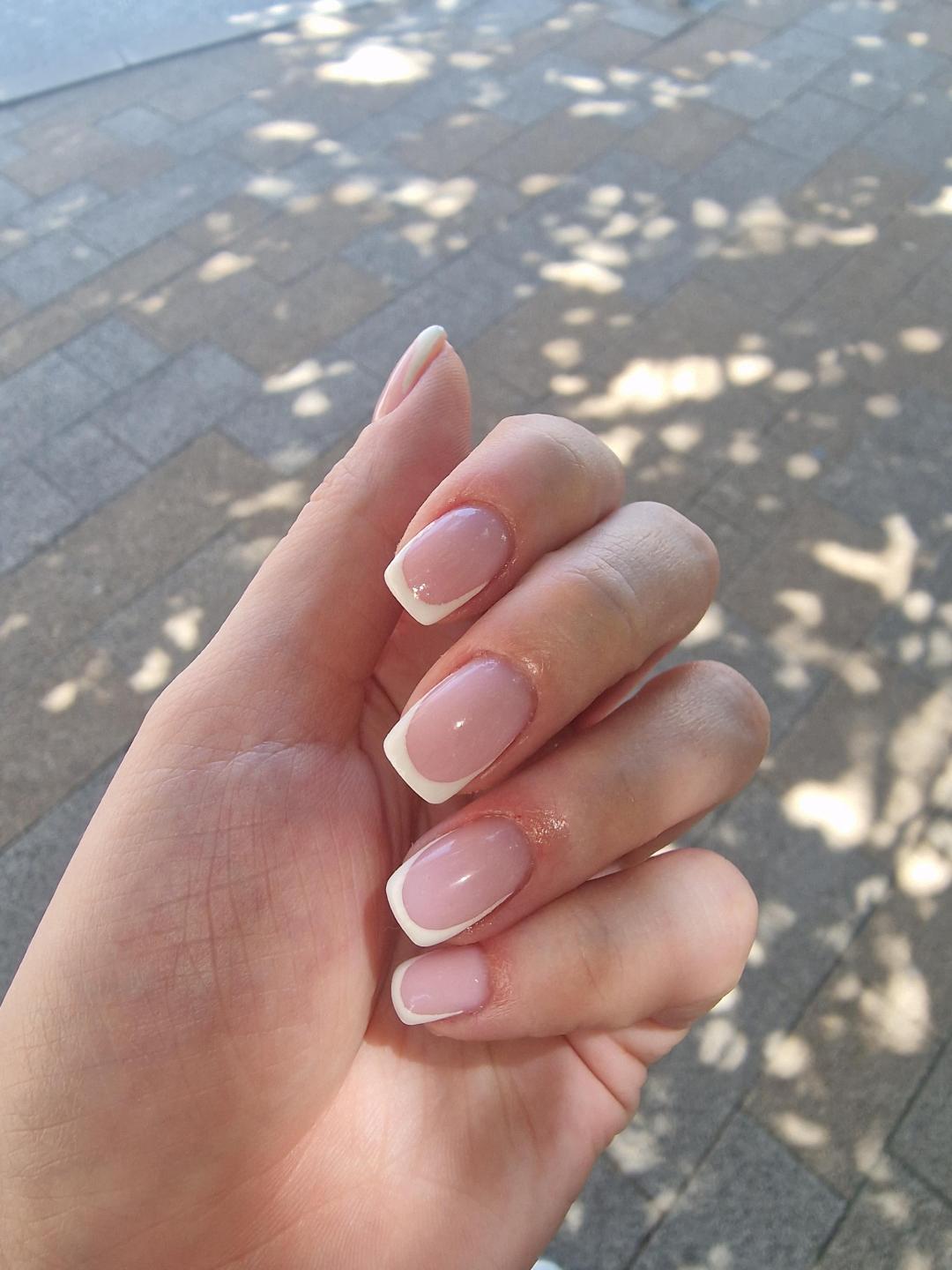 Korekcija kratki i srednji - Zaza beauty, Čačak Ojačavanje noktiju Nokti Ojačavanje noktiju, Čačak, Centar
