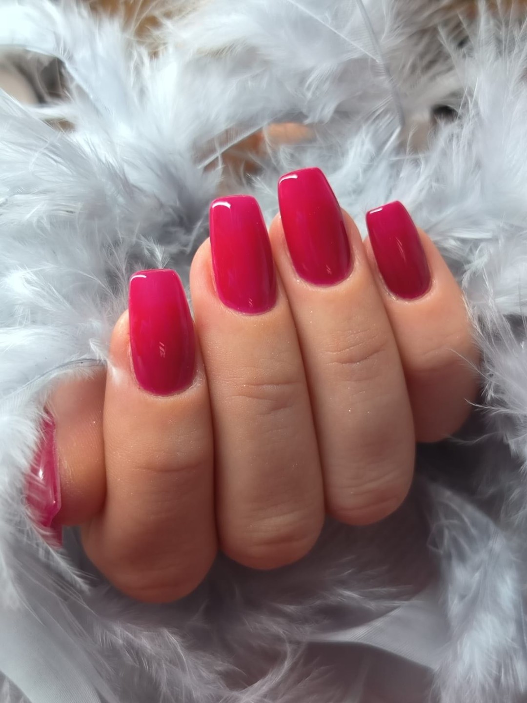 Bibi beauty centar #beograd Izlivanje noktiju Izlivanje noktiju gelom - dugi nokti