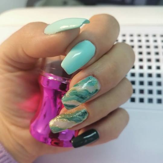 Taci nail art #beograd Izlivanje noktiju Nadogradnja noktiju