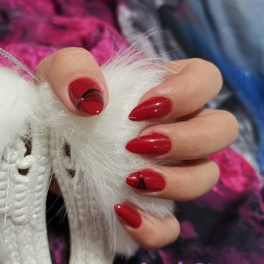 Nail Story #beograd Manikir aparatni manikir + izlivanje noktiju + spider gel + gel lak + cirkoni Na