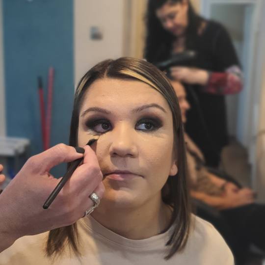Salon Lepote Kaja #beograd Pramenovi Pramenovi na foliju - kosa srednje dužine