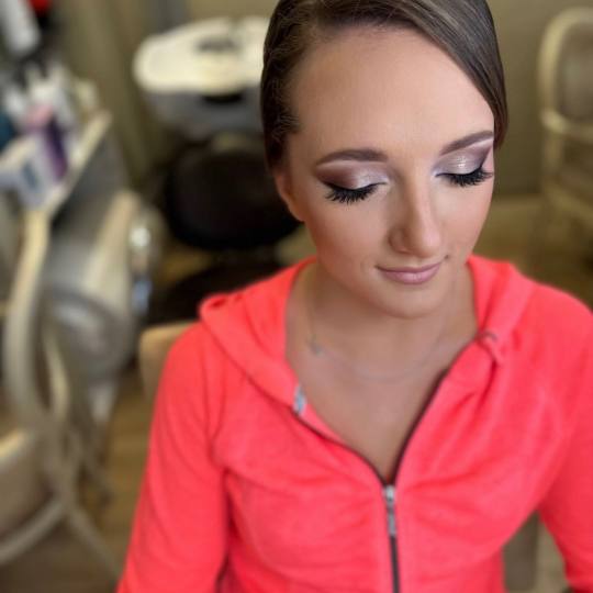 Bibi beauty centar #beograd Make-up / šminkanje Profesionalno šminkanje + veštačke trepavice mak