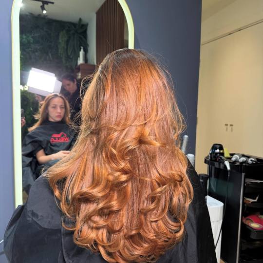 MN Beauty studio #beograd Feniranje i stilizovanje Akcija sve duzine sisanje i feniranje
