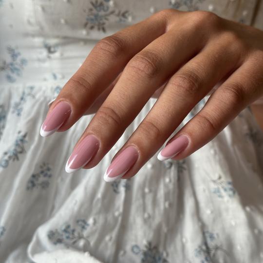 Lui beauty concept #beograd Manikir Manikir + gel lak - M dužina Nokti
