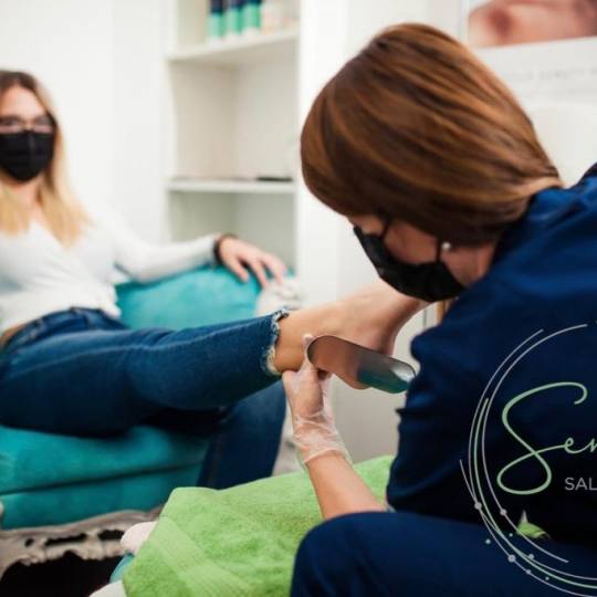 Sensus Zemun #beograd Estetski pedikir Estetski pedikir + gel lak