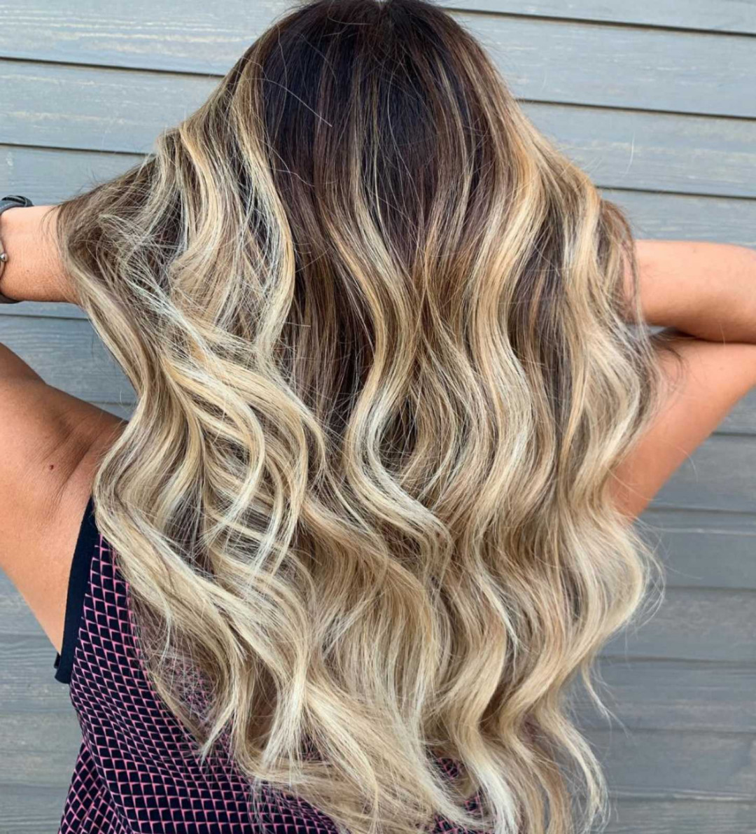 S2 Sanja - Vračar #beograd Ombre, sombre, balayage Balayage + feniranje ravno / lokne + šišanje Olaplex tretman - duga kosa
