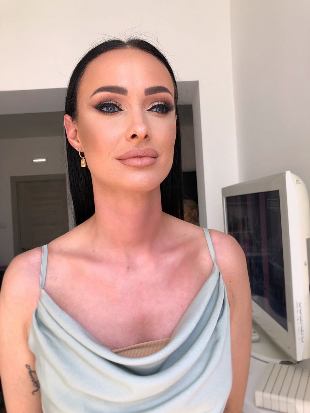 Monami beauty #beograd Make-up / šminkanje Profesionalno šminkanje + veštačke trepavice