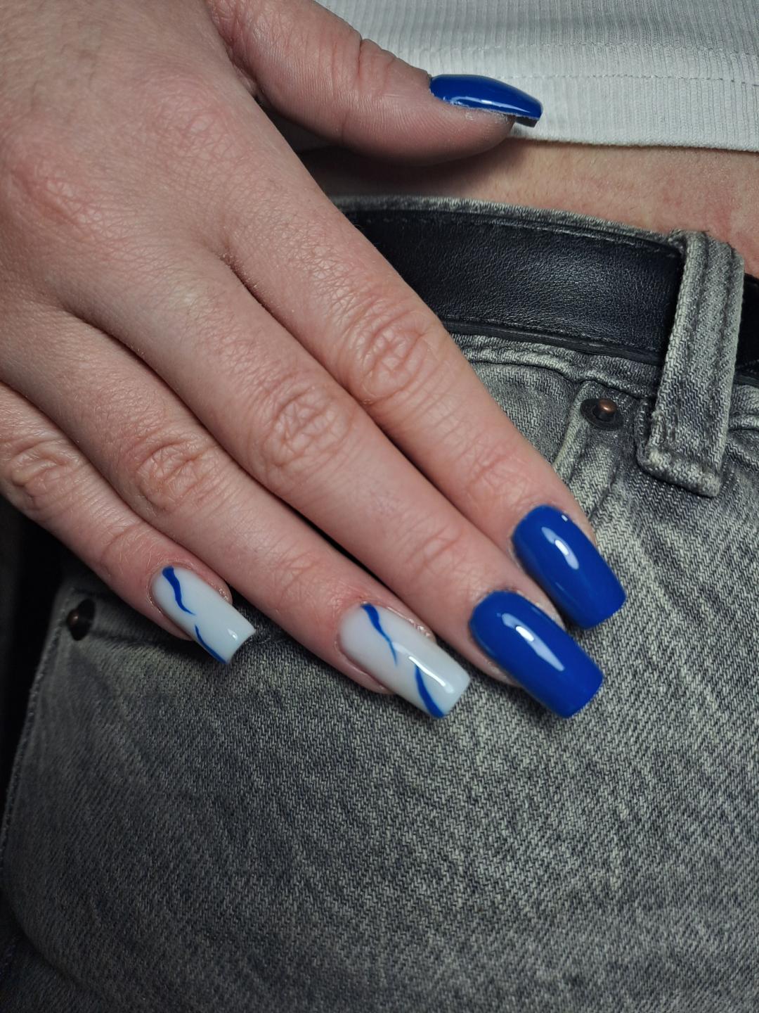 Almari Beauty Concept #kragujevac Korekcija noktiju Korekcija noktiju - M dužina