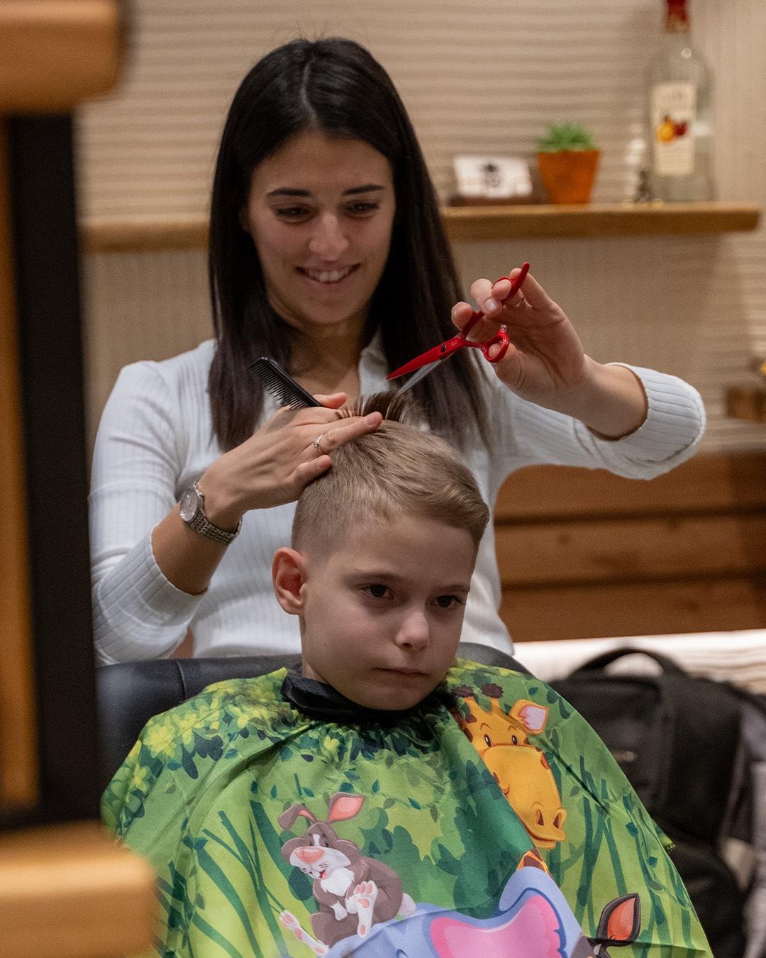 Dečije šišanje - do 8 godina - Blok Barber Shop, Beograd Dečije šišanje Frizerski saloni Dečije šišanje, Beograd, Novi Beograd blokovi, Belville, Savski kej