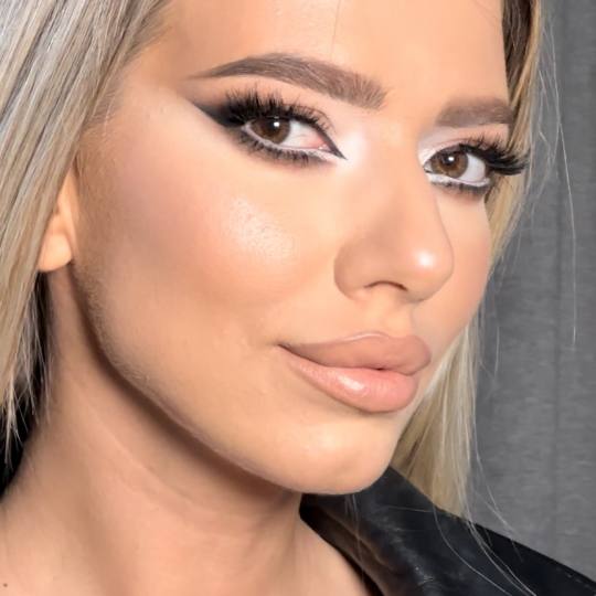 Beauty by Nevena Panić #beograd Make-up / šminkanje Profesionalno šminkanje