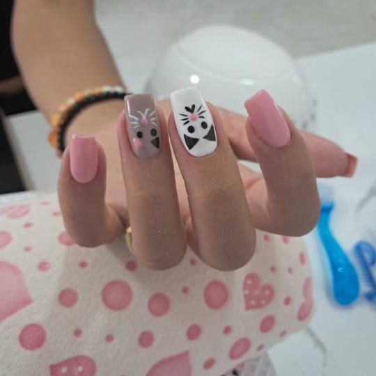 Beauty Team J&S 037 #krusevac Izlivanje noktiju Izlivanje noktiju gelom - S dužina #nails