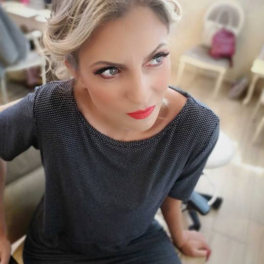 Bibi beauty centar #beograd Make-up / šminkanje Profesionalno šminkanje + veštačke trepavice smi
