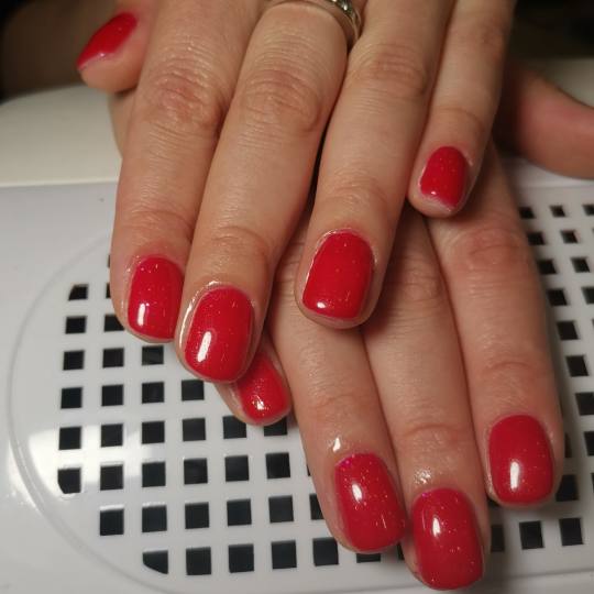 Salon Klinik #beograd Gel lak Ruski manikir + gel lak - S dužina Cnd gel lak. Postojanost 5 nedelja