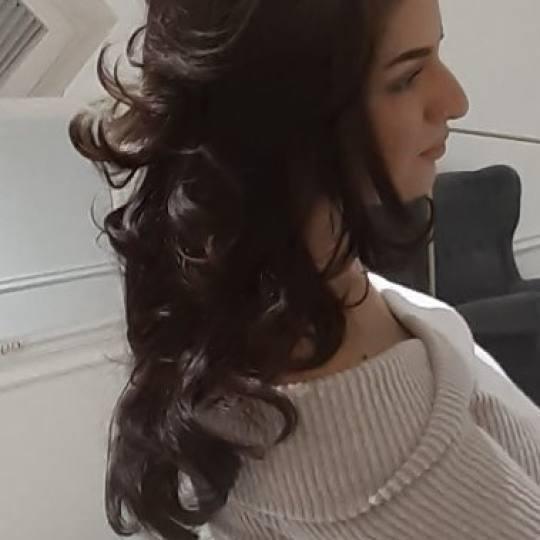 Dve mace 3 #beograd Feniranje i stilizovanje Feniranje na lokne - duga kosa