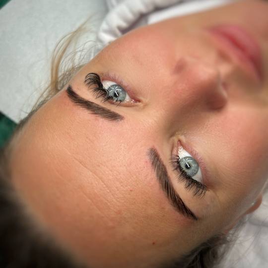 Alexandria Brow&Beauty lounge #beograd Obrve Brow lift