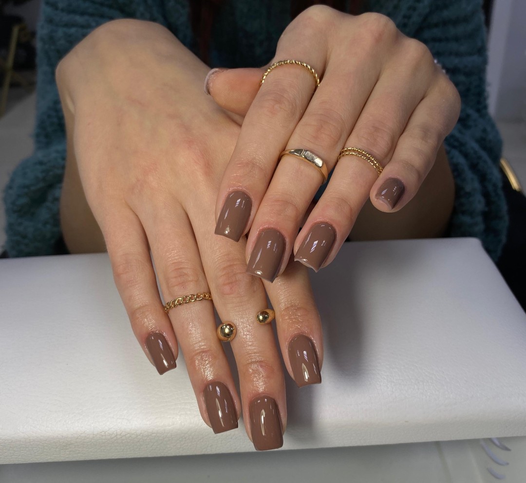 GM Beauty studio #beograd Izlivanje noktiju Korekcija noktiju - M dužina