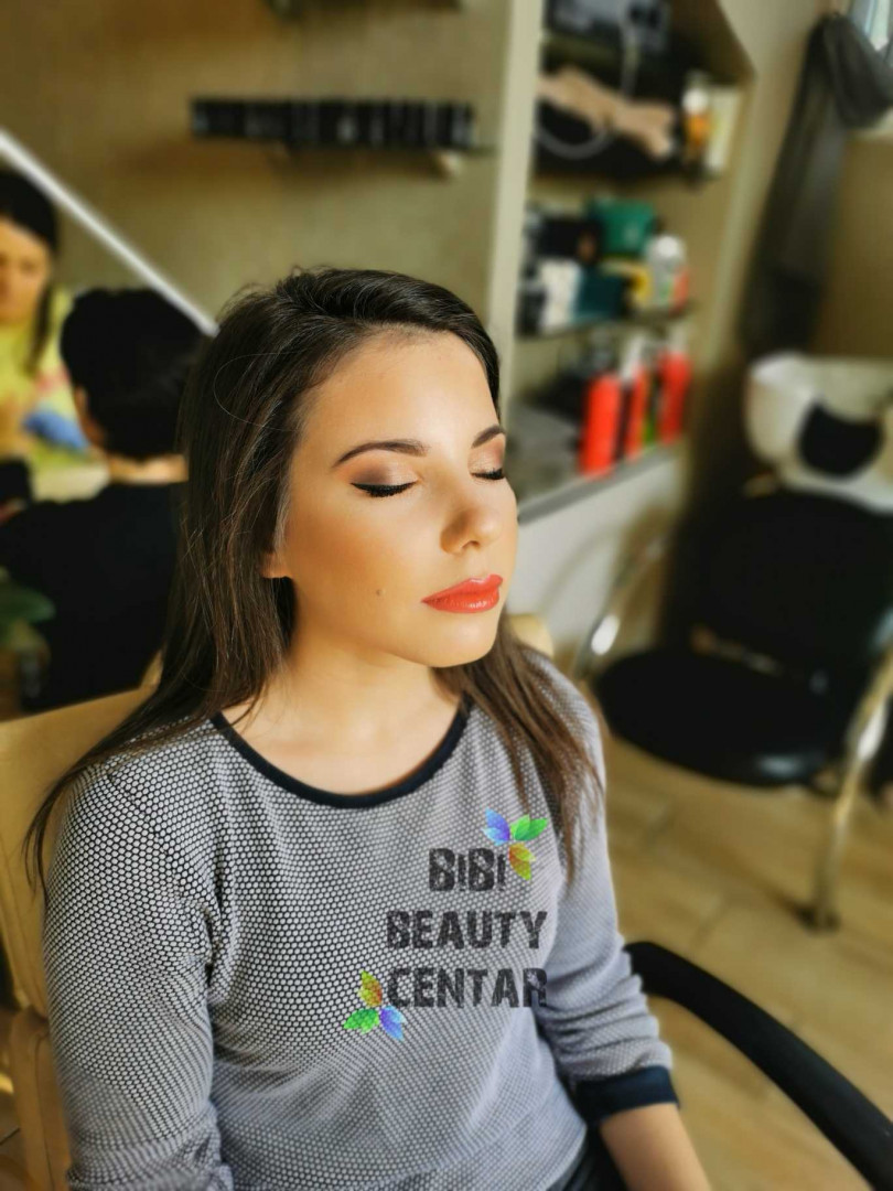Bibi beauty centar #beograd Make-up / šminkanje Profesionalno šminkanje + veštačke trepavice