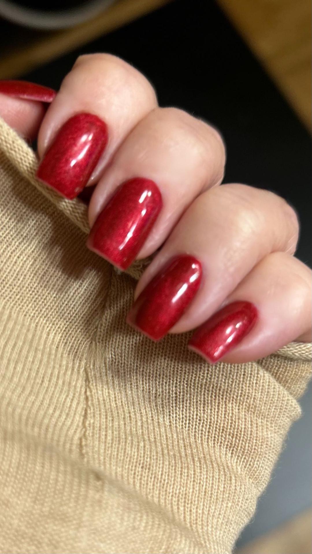 Korekcija izlivanja noktiju gelom M dužina - Esthetique Privé, Beograd Izlivanje noktiju Nokti Izlivanje noktiju, Beograd, Centar, Stari grad, Dorćol