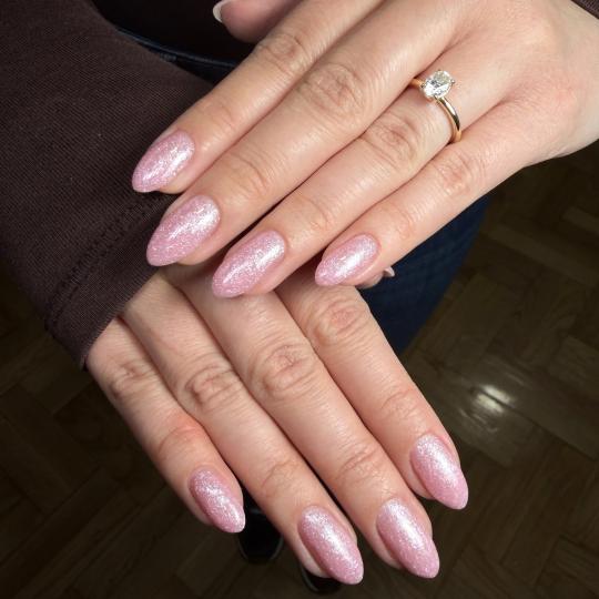 Beauty room Zvezdara #beograd Izlivanje noktiju Korekcija izlivanja noktiju gelom - S dužina