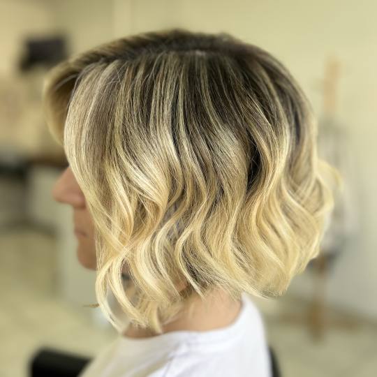 Kala #novisad Pramenovi Balayage kratka kosa