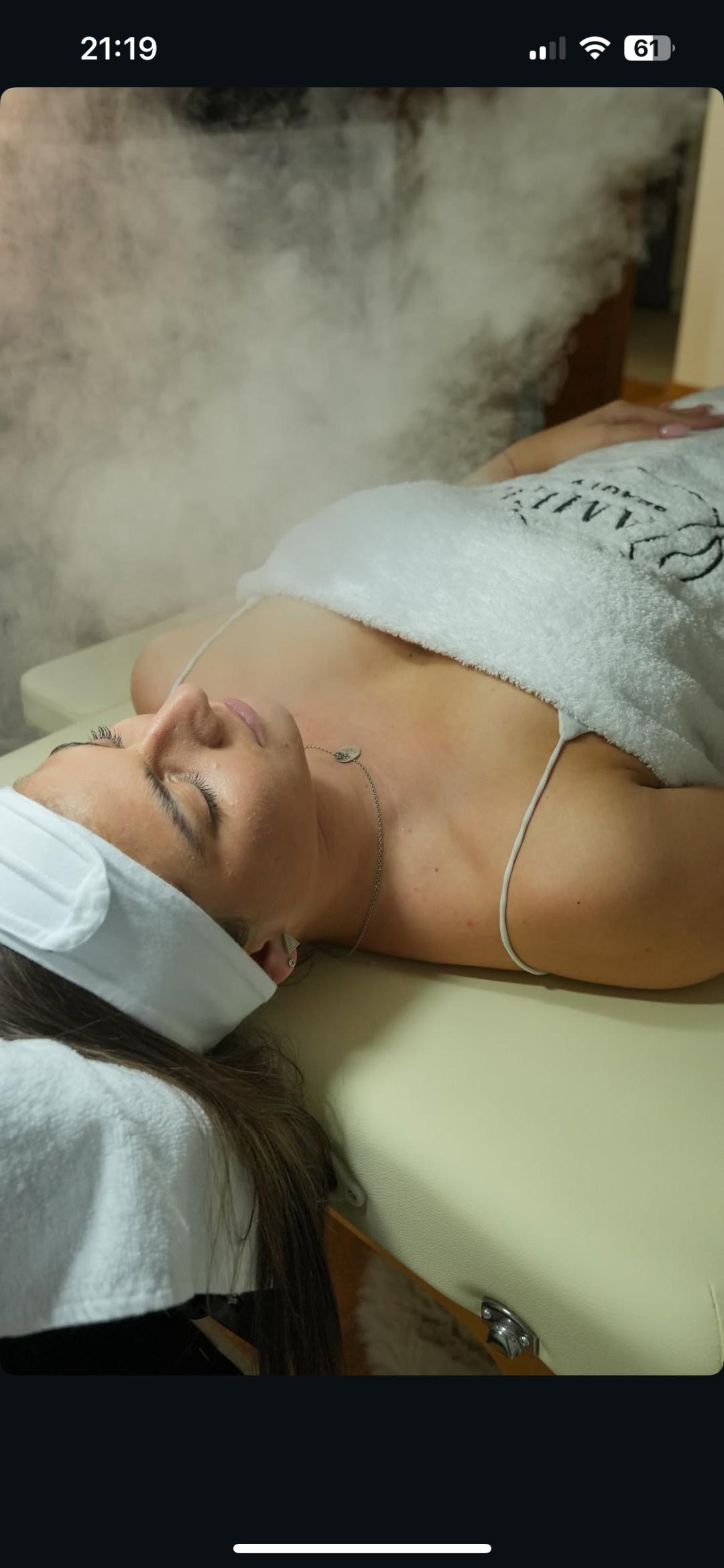 Amelini beauty concept #beograd Tretman lica Calming line-eberlin