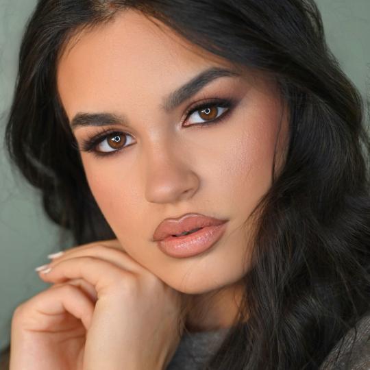 Ivana Vit #beograd Make-up / šminkanje Profesionalno šminkanje za apsolventsko veče Brown smokey 