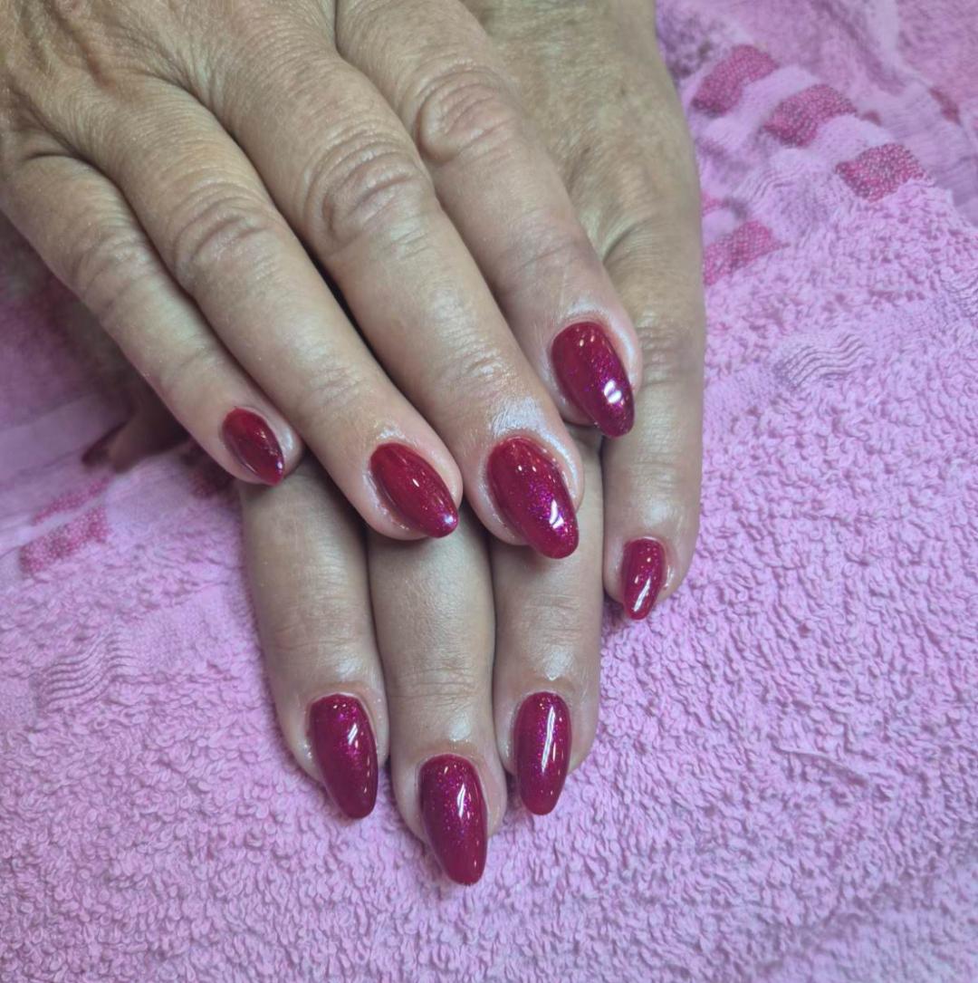 Korekcija noktiju - M dužina - Goga studio, Beograd Korekcija noktiju Nokti Korekcija noktiju, Beograd, Kanarevo brdo, Miljakovac, Rakovica, Resnik