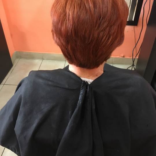 Hair Studio K1 #beograd Žensko šišanje Zadovoljna musterija Šišanje i feniranje - kratka kosa
