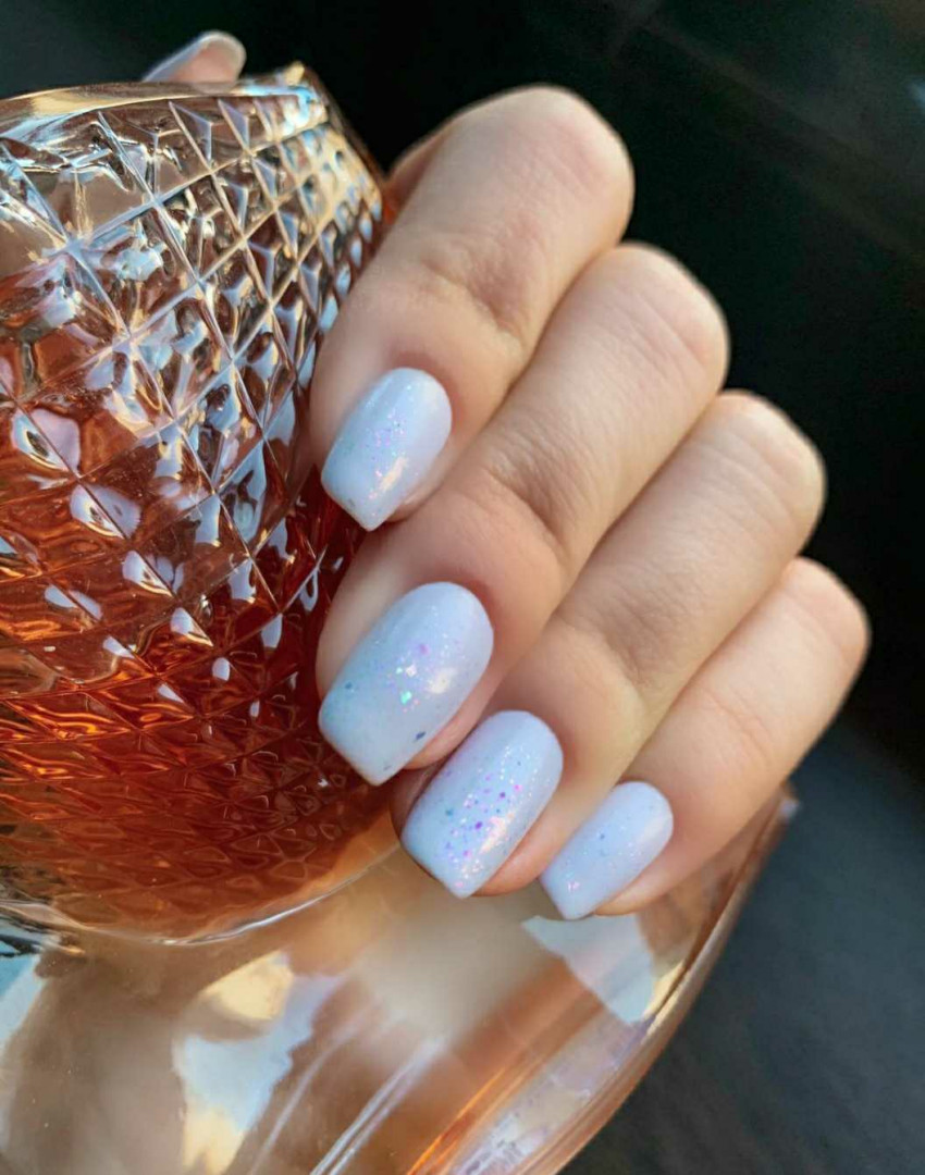 Bibi beauty centar #beograd Izlivanje noktiju Izlivanje noktiju gelom - kratki nokti