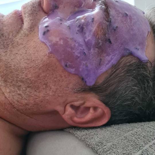 SunBox #beograd Masaža lica Soft Spa tretman lica Za negu zrele koze muskarca koji zeli da izgleda 