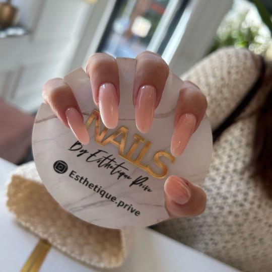 Esthetique Privé usluga