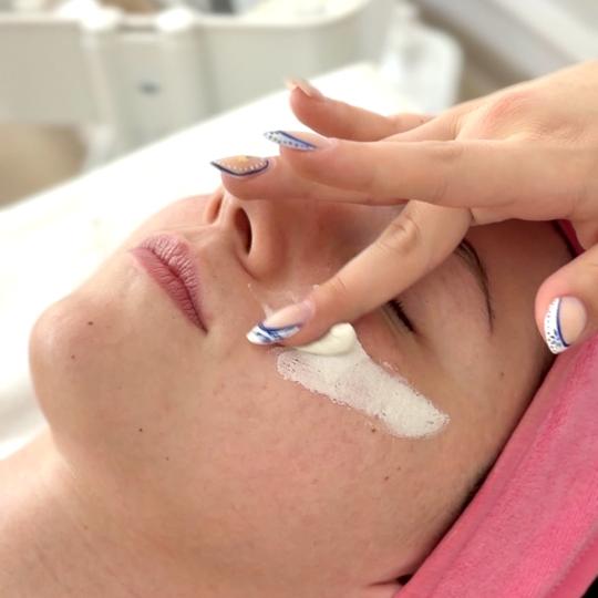 Lola esthetic center #beograd Tretman lica Hydra Summum - manuelni tretman hidratacije Lice