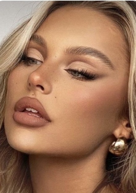 Esthetique Privé #beograd Make-up / šminkanje Profesionalno šminkanje + veštačke trepavice - večernja šminka