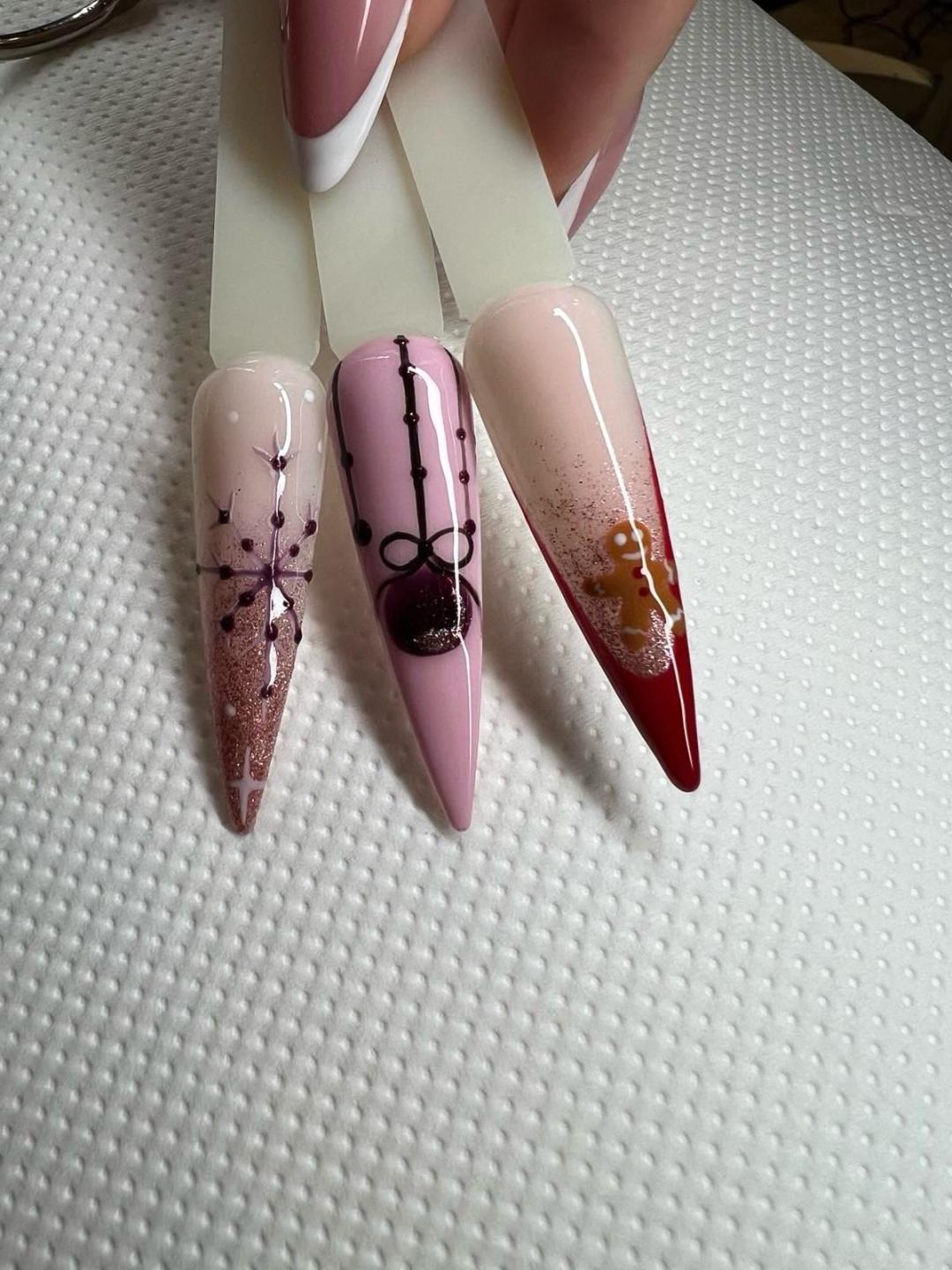 Izlivanje noktiju + nail art - Bibi beauty centar, Beograd Ukrašavanje noktiju Nokti Ukrašavanje noktiju, Beograd, Banovo brdo