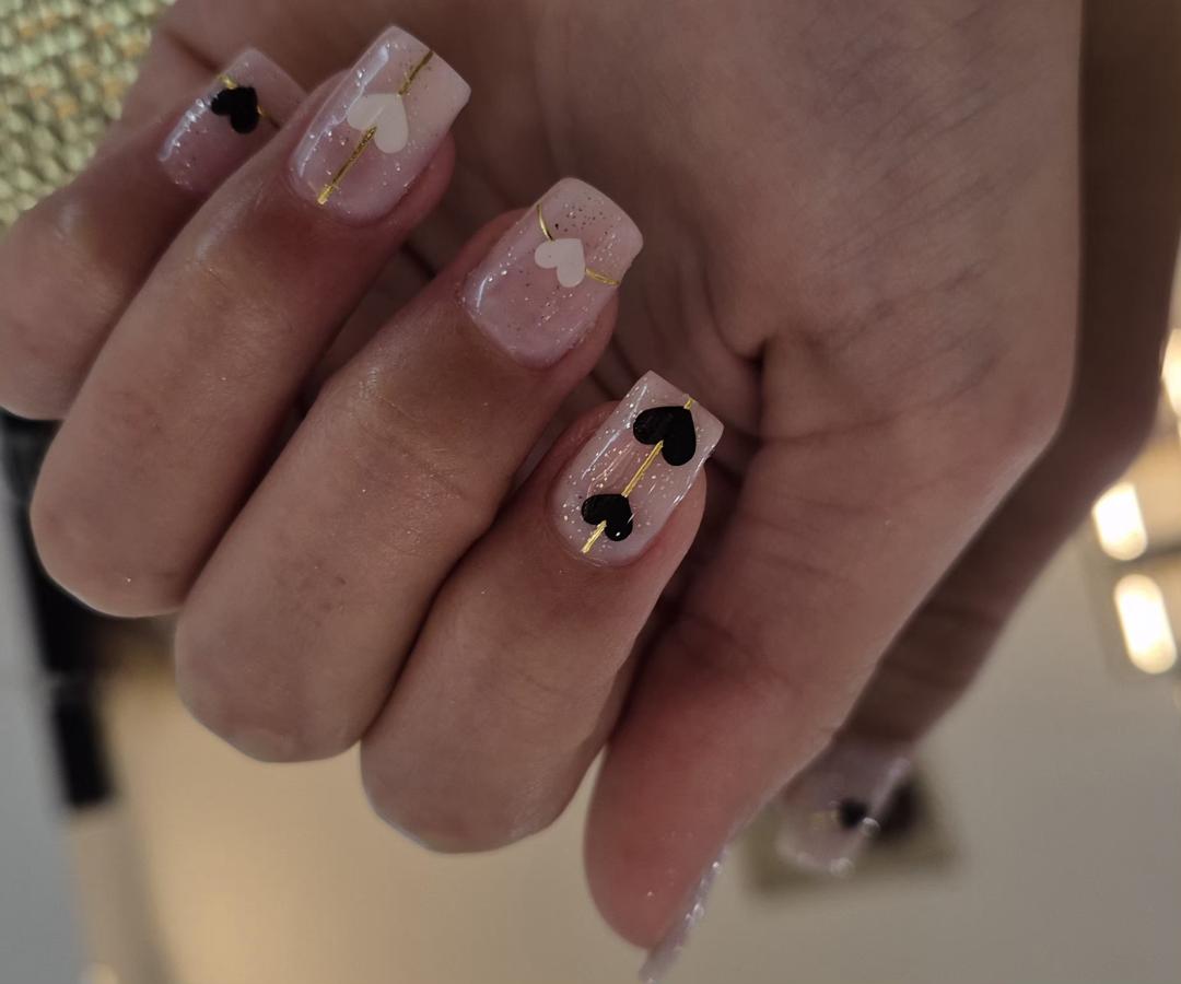 Crtanje - po noktu - Auréa manucure, Novi Sad Ukrašavanje noktiju Nokti Ukrašavanje noktiju, Novi Sad, Sajmište, Detelinara, Banatić