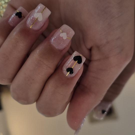 Auréa manucure #novisad Ukrašavanje noktiju Crtanje - po noktu