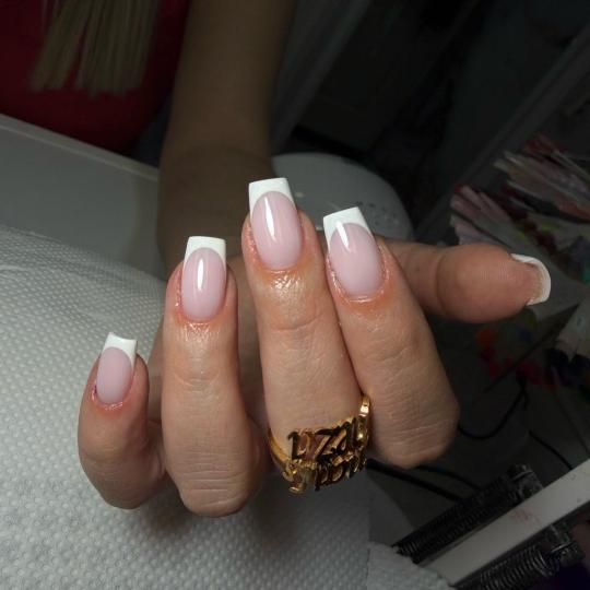 Sneža Nails usluga
