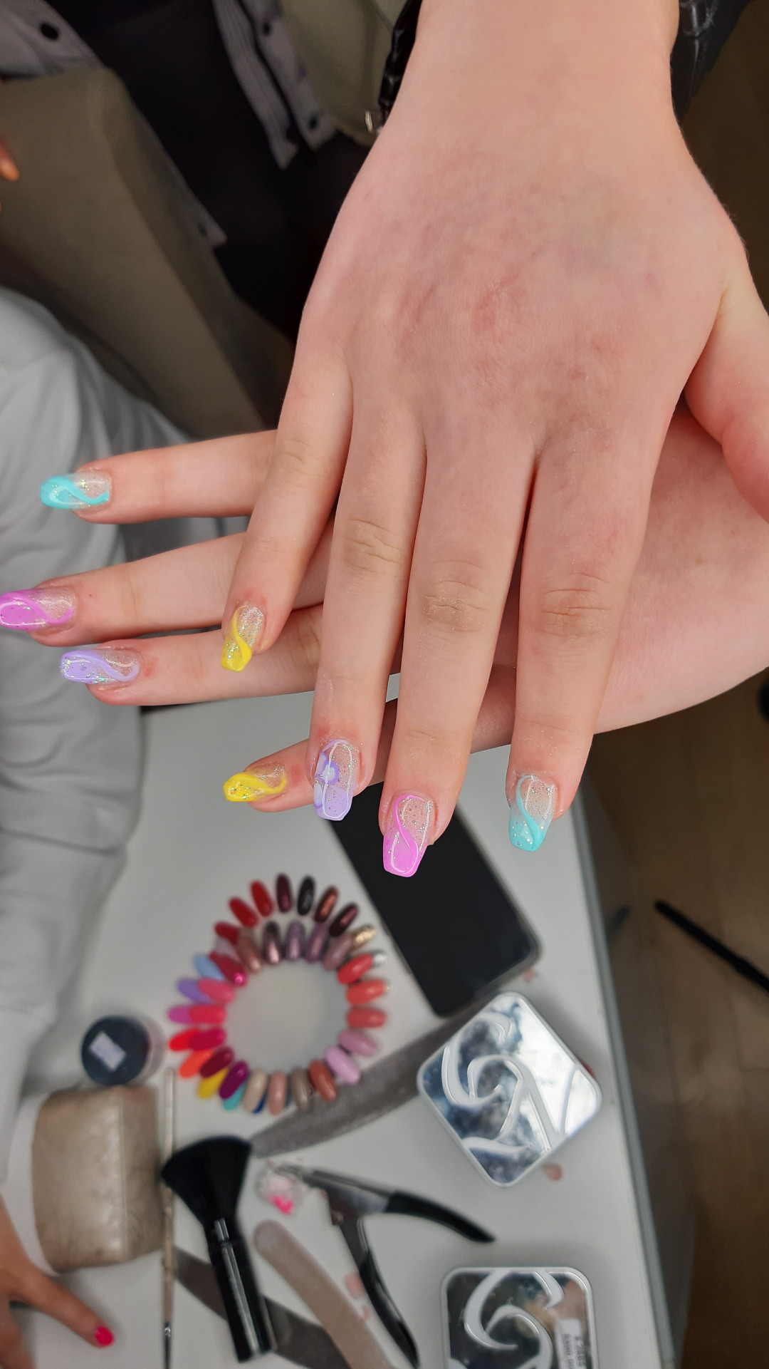 Albina Unisex Studio Lepote #temerin Gel lak Gel lak, ruber baza- ruke i mini manikir (bez skidanja tuđeg materijala)