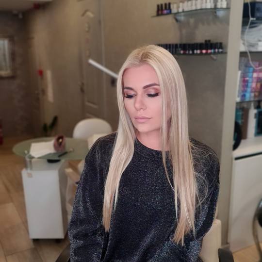 Bibi beauty centar #beograd Make-up / šminkanje Profesionalno šminkanje + veštačke trepavice BiB