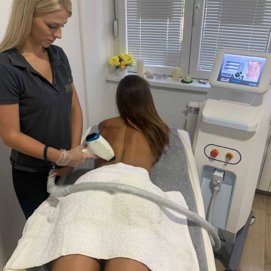 Krasiva 2 #beograd Laserska epilacija Laserska epilacija celih nogu + brazilska epilacija + ruke + p