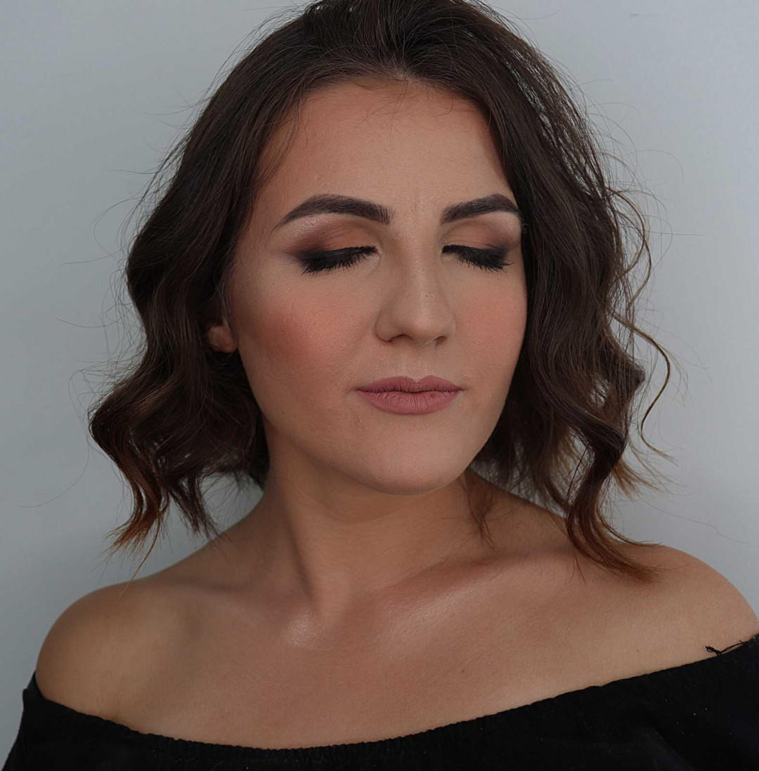 Profesionalno šminkanje + veštačke trepavice - M Studio 0303, Novi Sad Make-up / šminkanje Lice Make-up / šminkanje, Novi Sad, Sajmište, Detelinara, Banatić