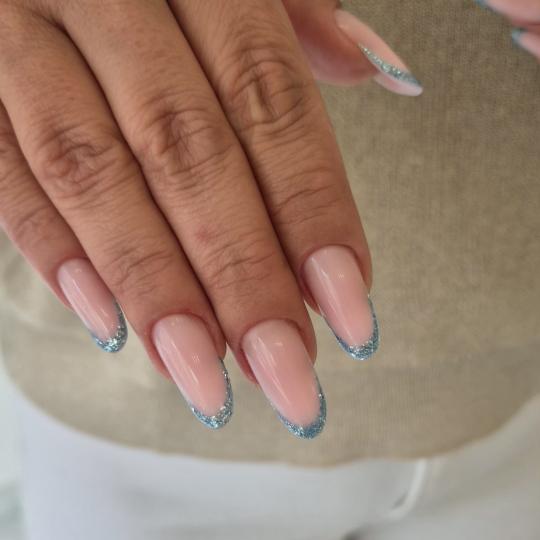 Auréa manucure #novisad Nadogradnja noktiju Nadogradnja noktiju dual tipsama - M dužina