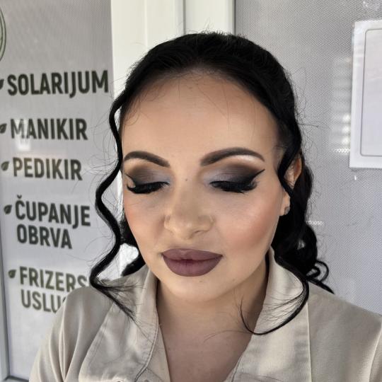 Super stil Marija #zrenjanin Make-up / šminkanje Profesionalno šminkanje