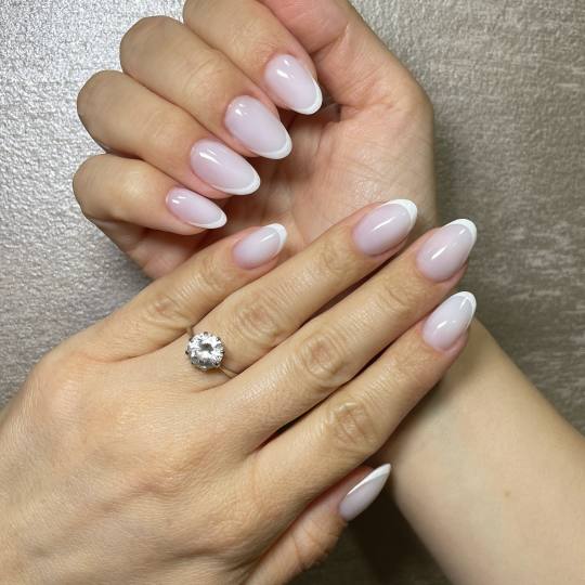 Beauty room Zvezdara #beograd Lakiranje noktiju French - dodatak uz uslugu