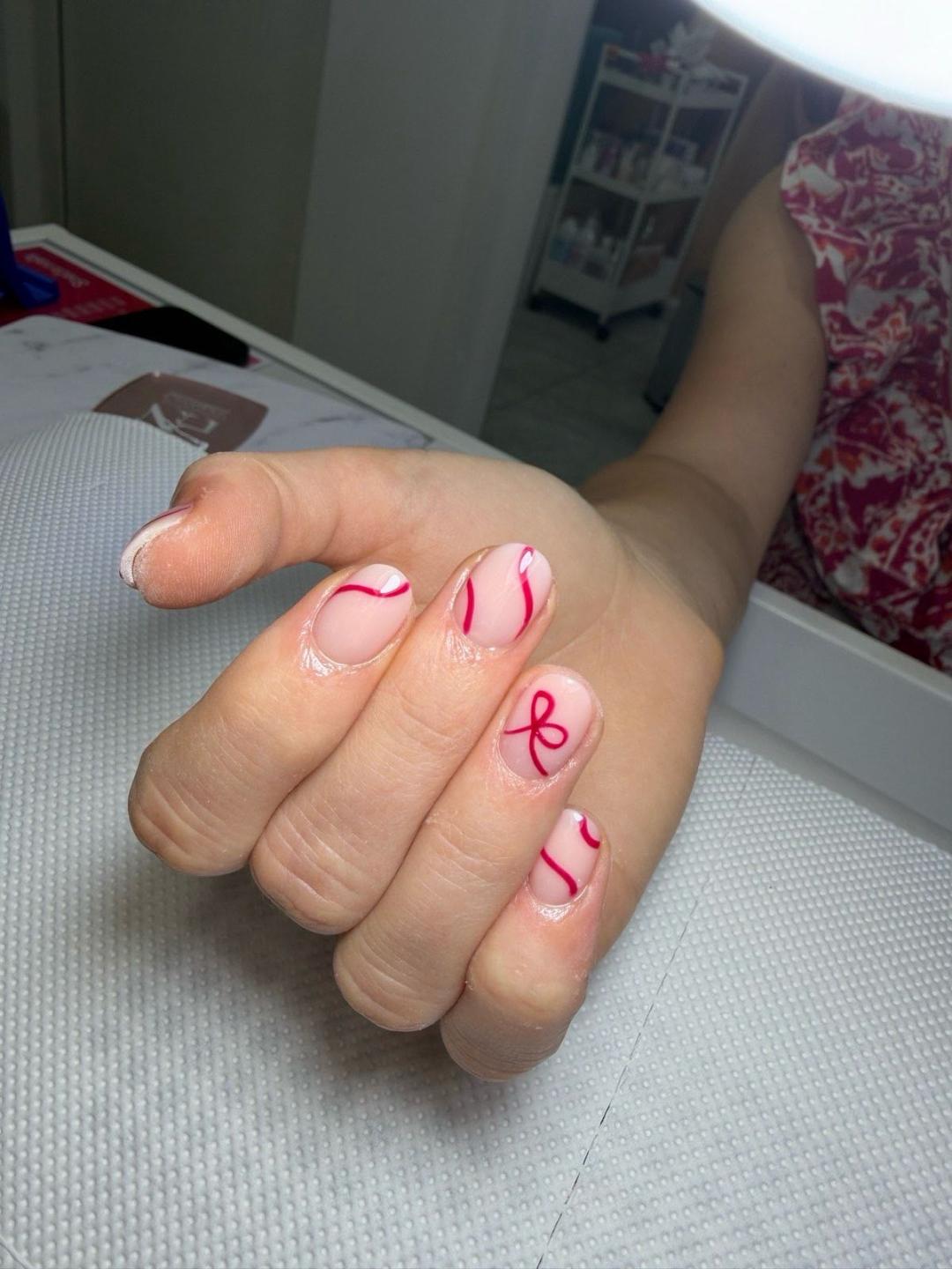 Izlivanje noktiju gelom - S dužina - Sneža Nails, Beograd Izlivanje noktiju Nokti Izlivanje noktiju, Beograd, Novi Beograd Stari Merkator