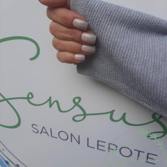 Sensus Zemun #beograd Gel lak Gel lak - ruke