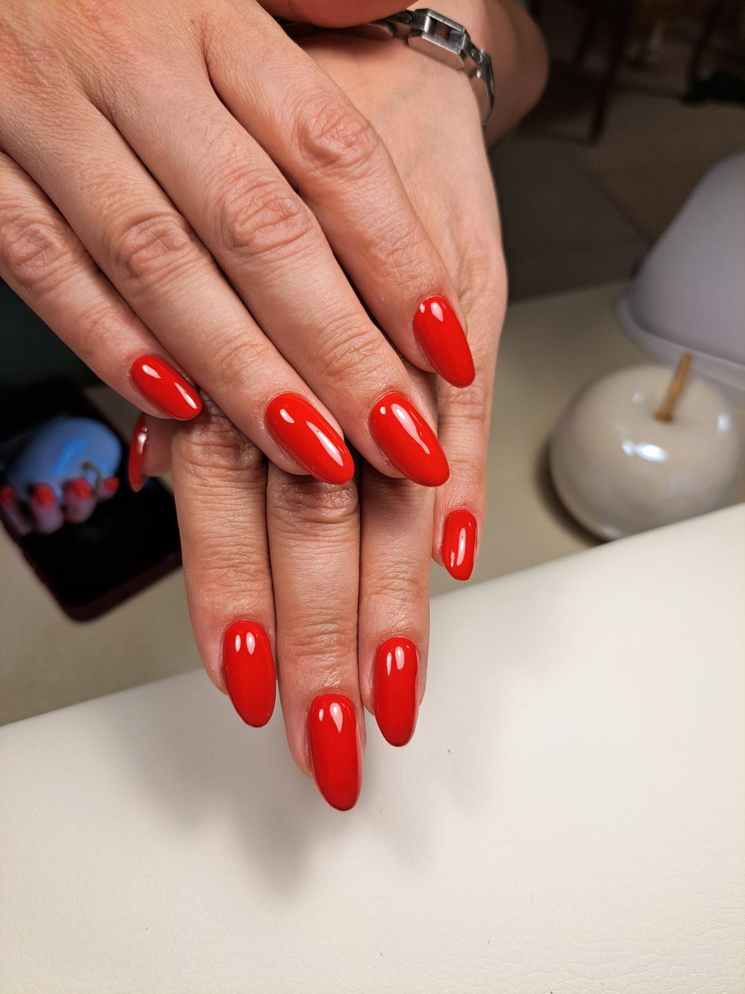 Ojačavanje noktiju gelom - M dužina - M Amalfy Beauty, Beograd Ojačavanje noktiju Nokti Ojačavanje noktiju, Beograd, Vukov spomenik, Đeram