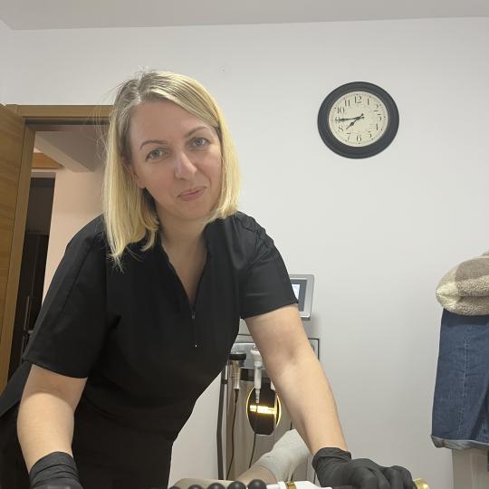 Amelini beauty concept #beograd Tretmani tela Rolosfera tela Telo