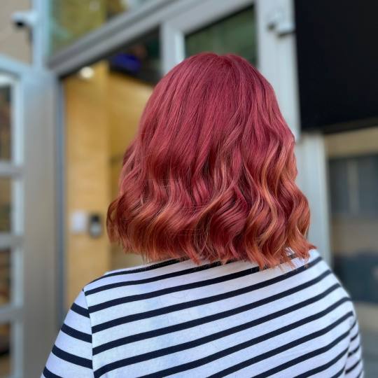 aBeauty Salon Lepote #beograd Blajhanje kose Skidanje boje - kosa srednje dužine Dobrodošli u aBea